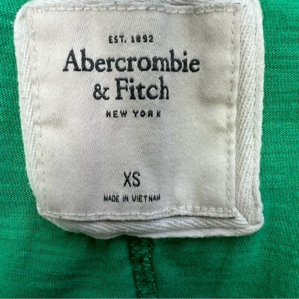 Nike Tee/Abercrombie & Fitch Women’s Pullover Tops Sz XS Lot/2 Multi Colors - Picture 11 of 15